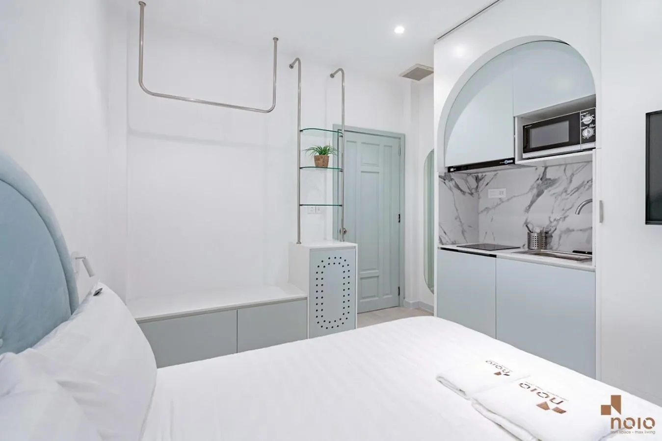 Nana House - Truong Quyen, Quan 3 contacts